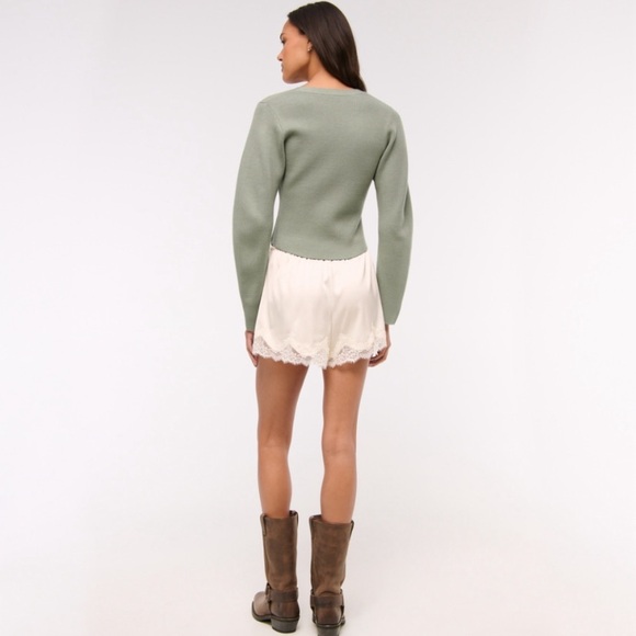 luxeloft rounded sleeve cardigan - Picture 5 of 8